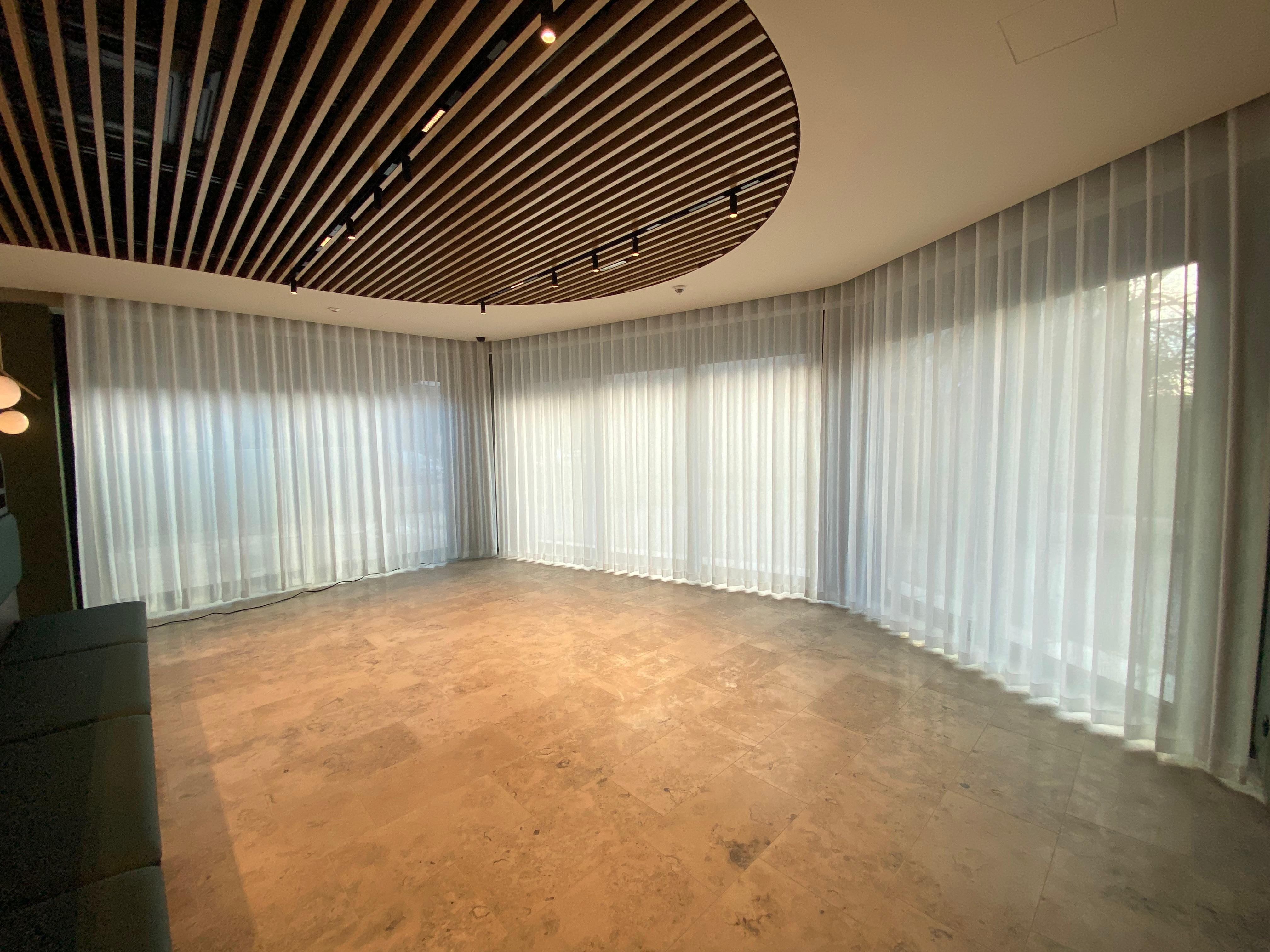 Prezentacja tkanin FR